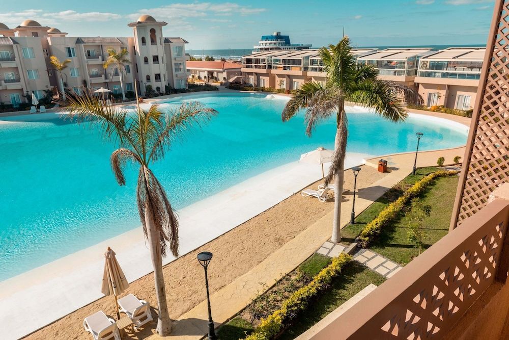 Marom Port Said Resort & Beach -1 estrelas em Porto Said
