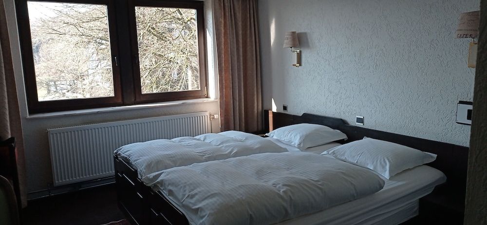 Hôtel Grand-Champ 3