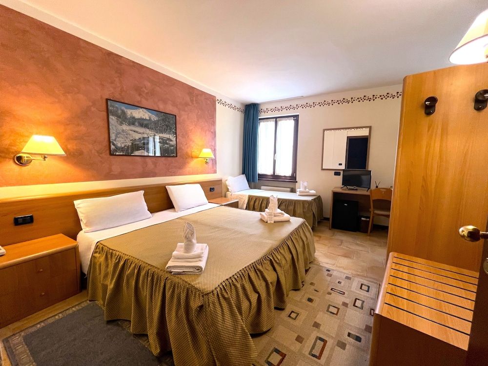 Hotel Susa 3 estrelas em Susa