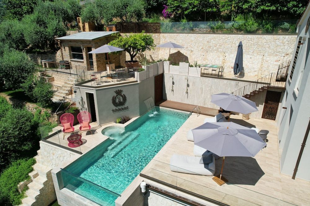 Tenuta Zamparina -1 estrelas em Montignoso