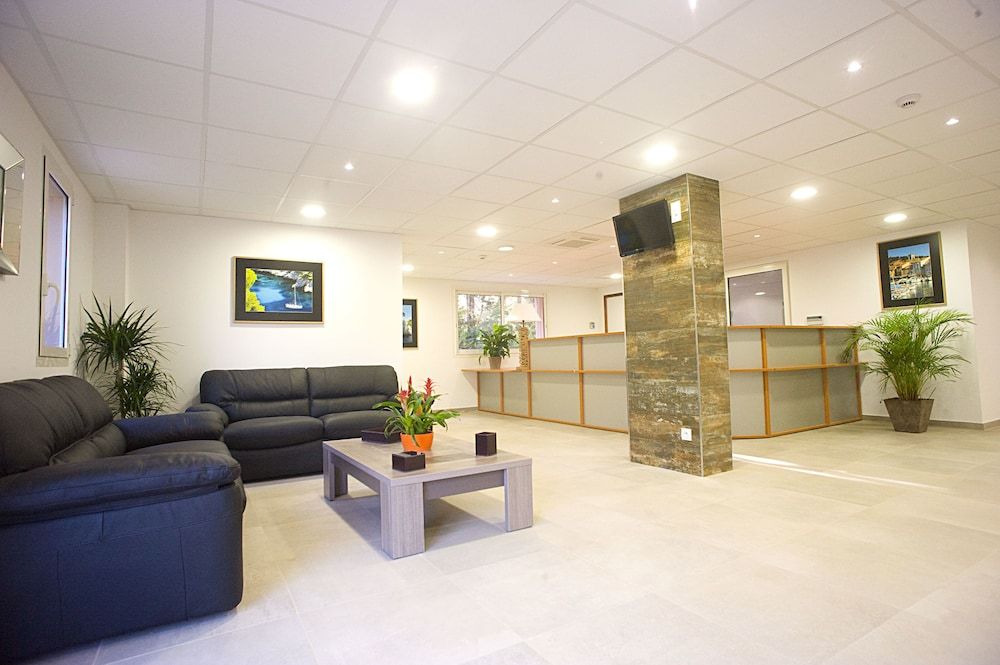 The Originals City, Hôtel Les Bastides du Gapeau, Hyères Nord 2