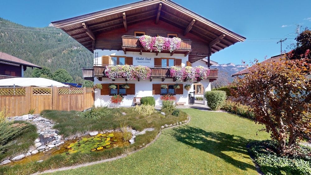 Chalet Tirol Waidring -1 estrelas em Waidring