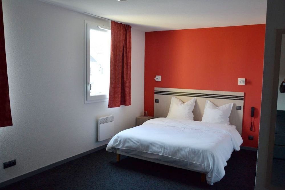 Brit Hotel La Ferté sous Jouarre 2