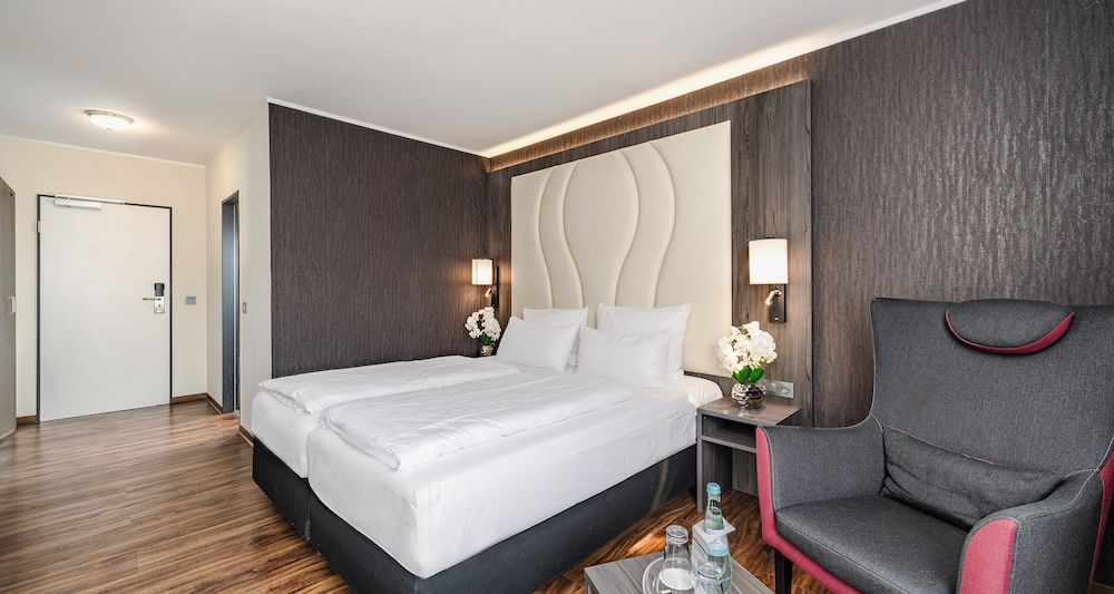 PLAZA INN Grevenbroich 3