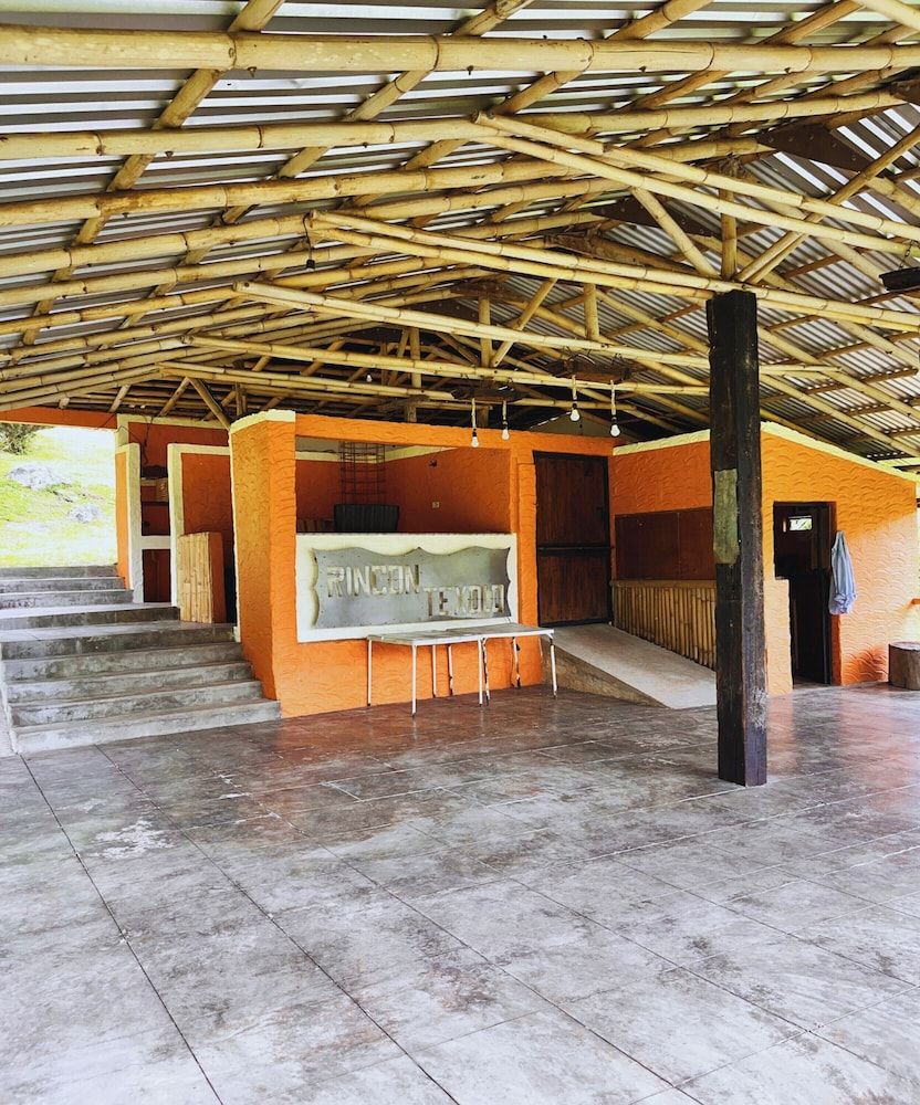 OYO Hotel Rincon De Texolo 2
