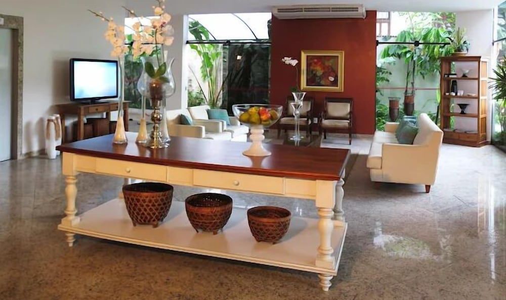 Tarik Fontes Plaza Hotel 2