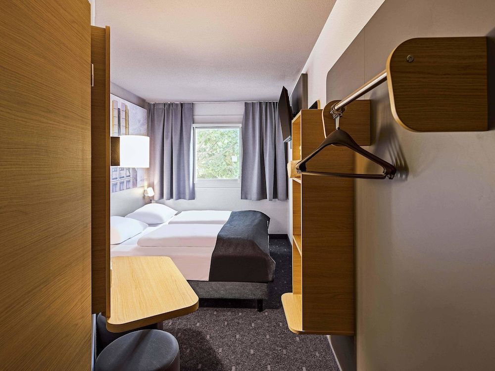 B&B HOTEL Dortmund-Airport 3