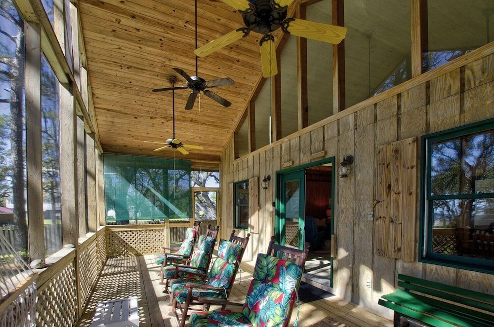 Core Sound Lodge 3 Bedroom Home by RedAwning -1 estrellas en Harkers Island