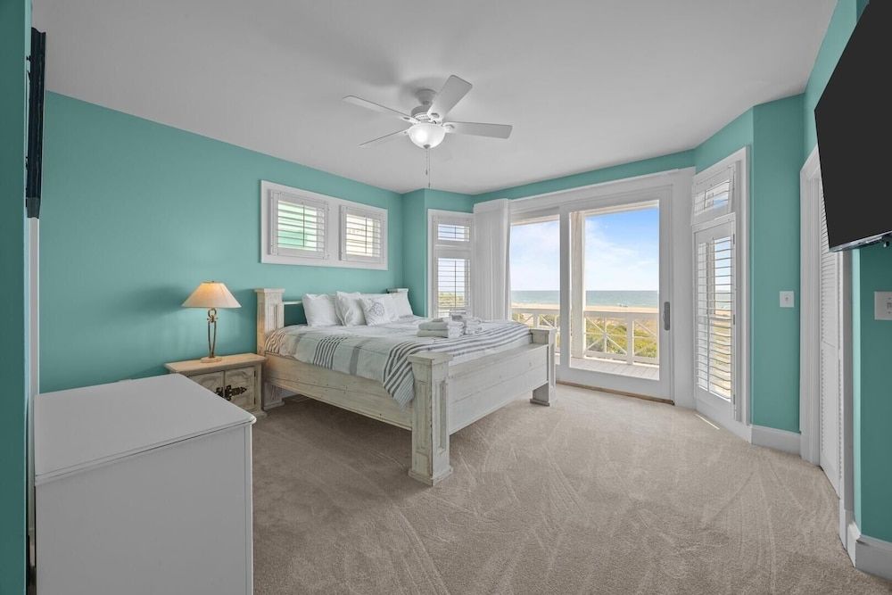 Dolphin Dreams 5 Bedroom Home by RedAwning 2
