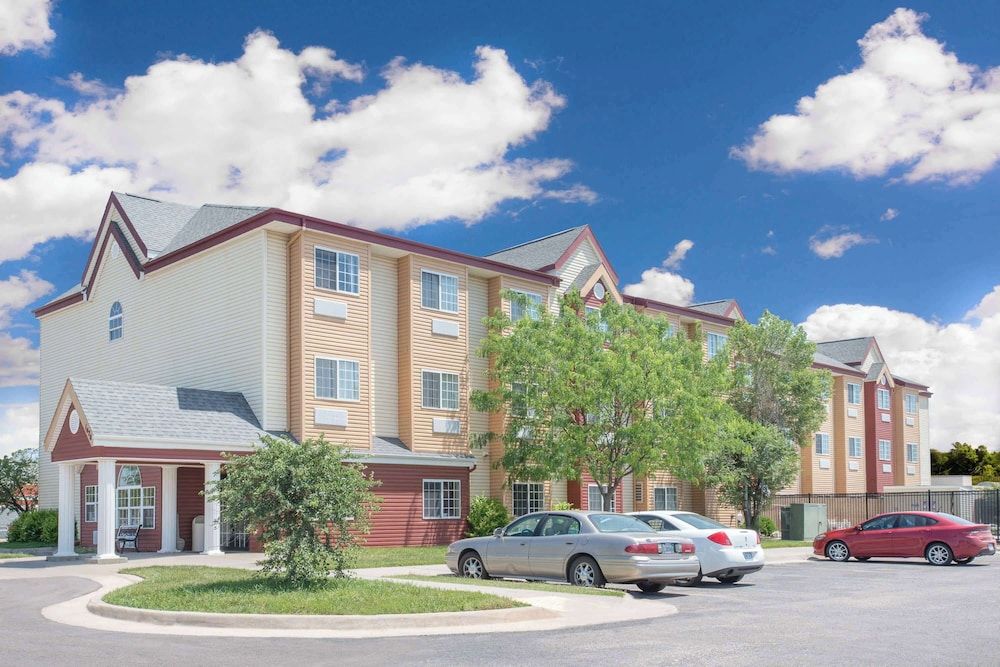 Days Inn & Suites by Wyndham Hutchinson 2 estrelas em Hutchinson