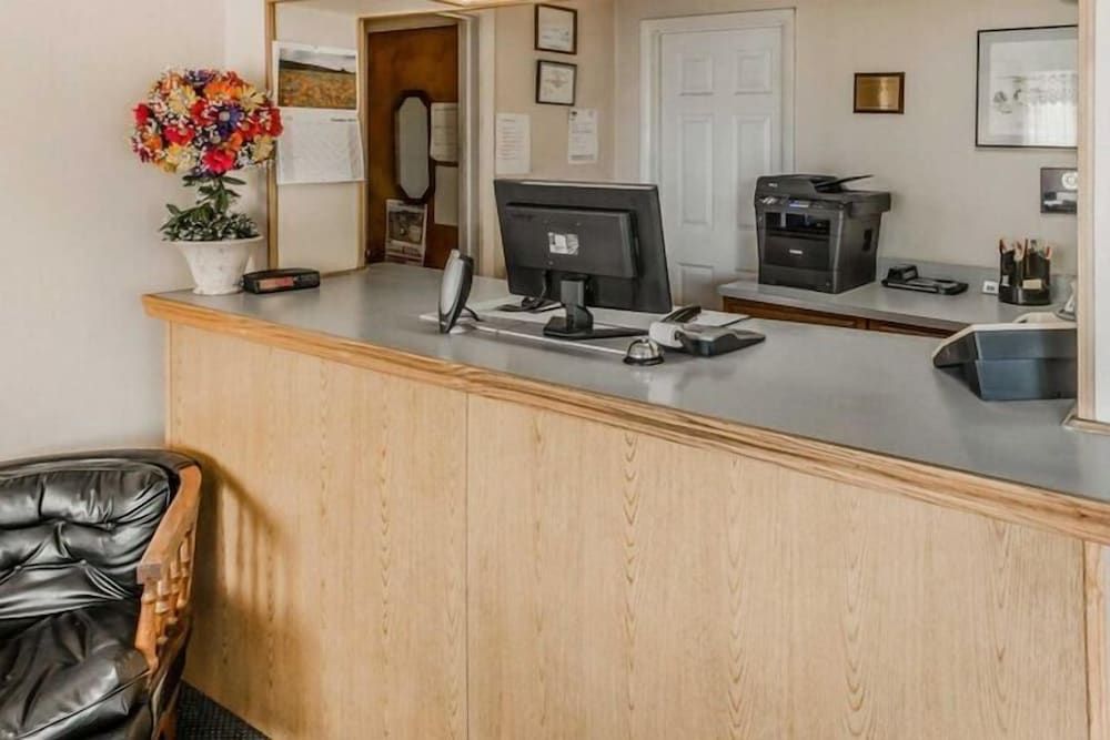 Horseshoe Curve Lodge 3