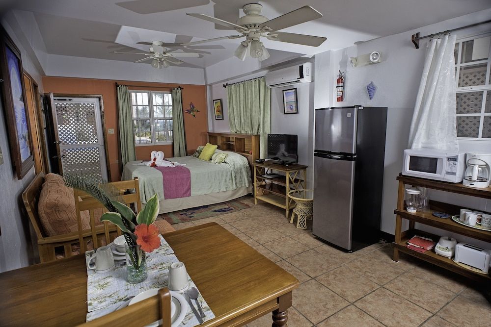 Miramar Apartments -1 estrelas em Placencia