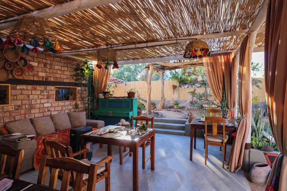 The Desert House Bed and Breakfast 2