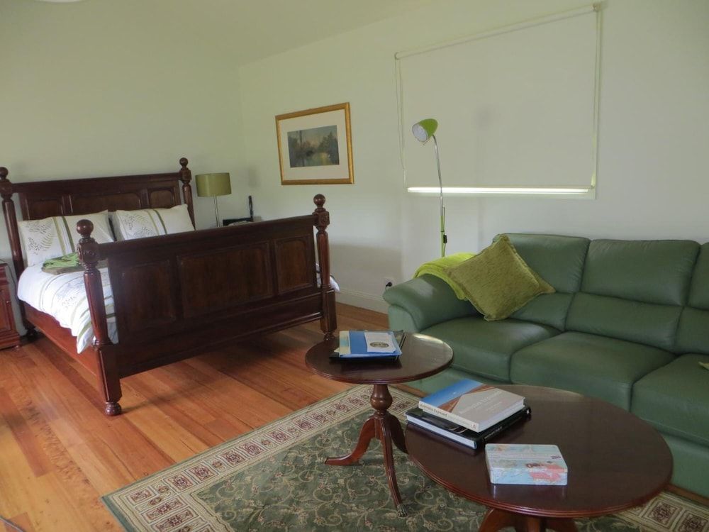 Honeyeater Cottage 3
