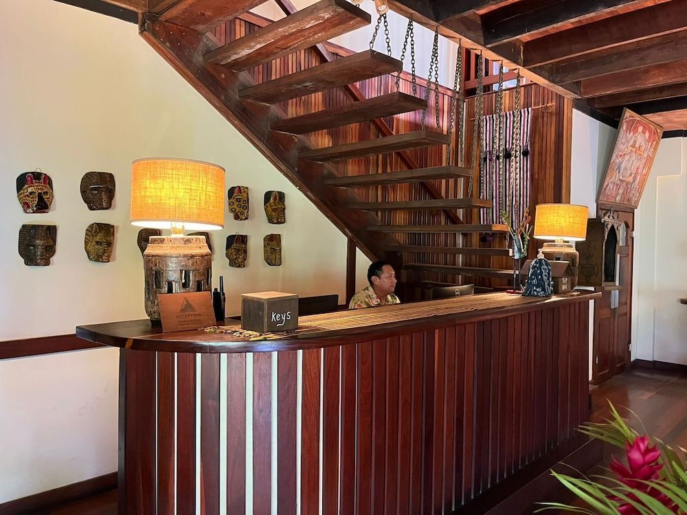 Blancaneaux Lodge by Francis Ford Coppola 2
