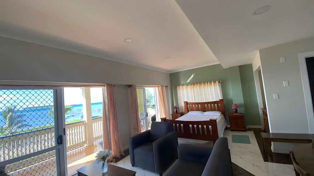 Sky Lodge 2