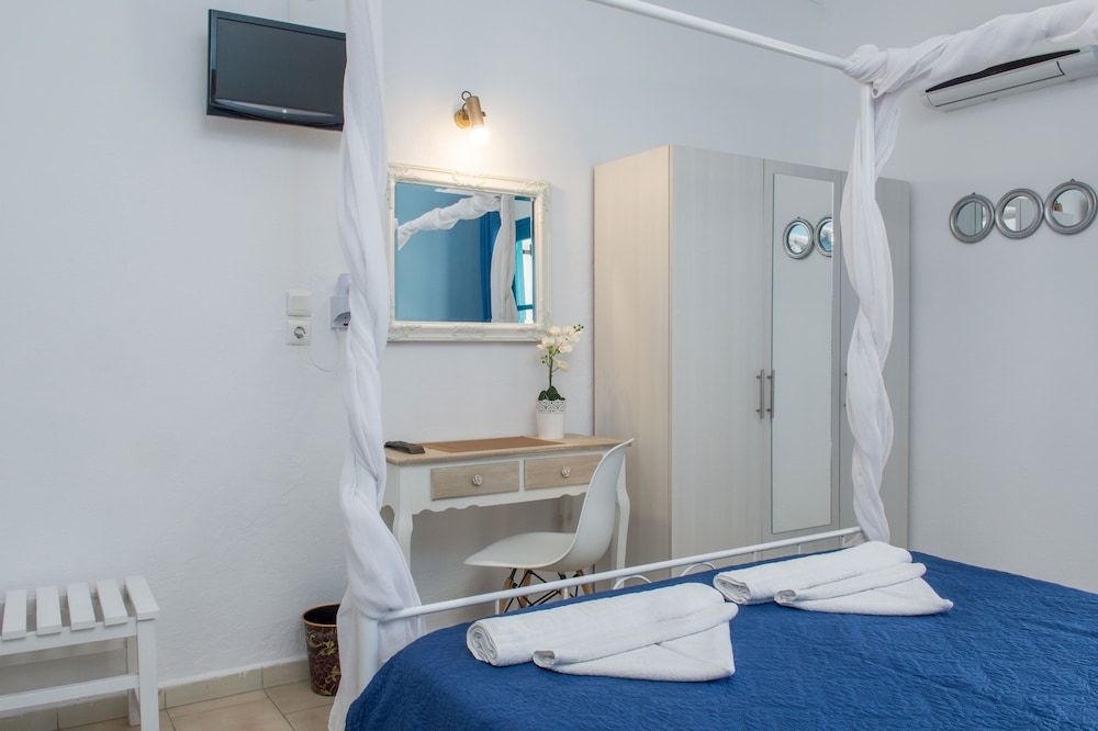 Aelia Skiathos 2