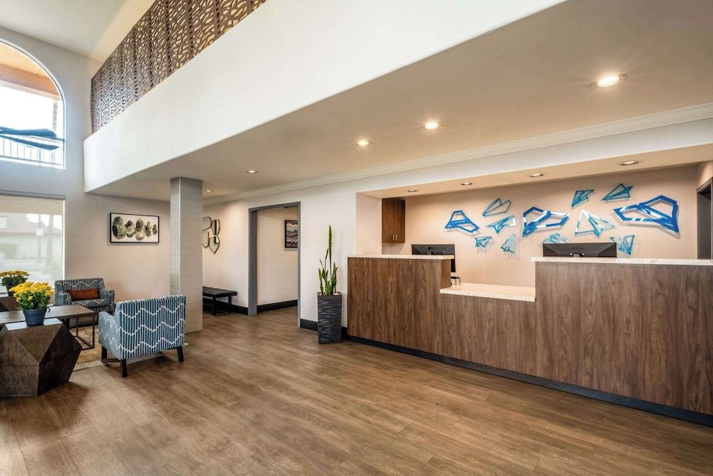 Best Western Inn & Suites Lemoore 3 estrellas en Lemoore