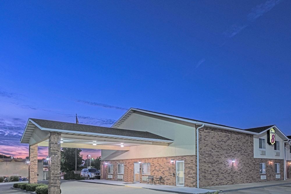 Super 8 by Wyndham Potosi 2 estrellas en Potosi