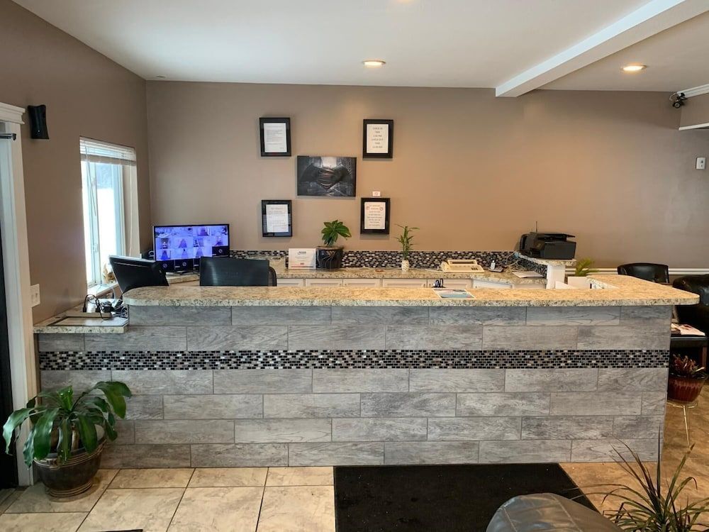 Americas Best Value Inn Gaylord 3