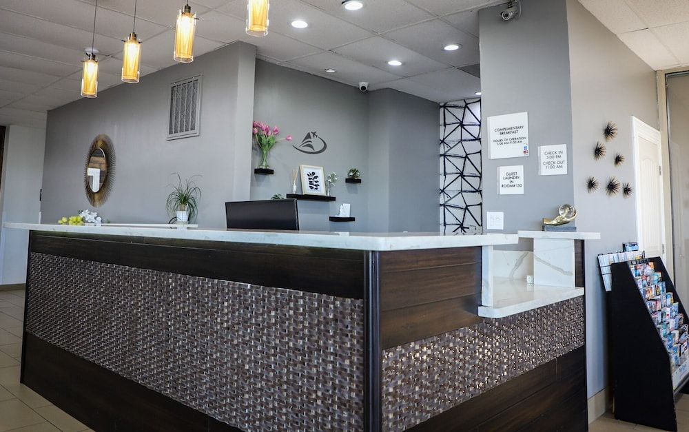 Airport Inn 2