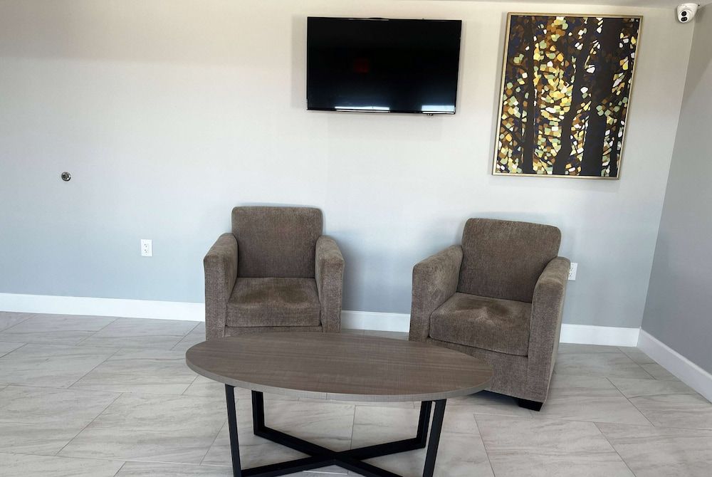 Baymont by Wyndham Freeport Texas 3