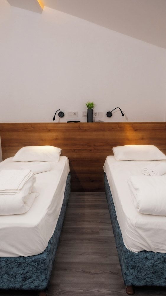 Blue Topas Otel 3