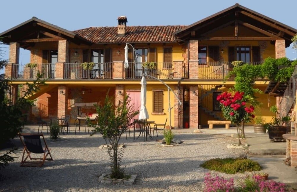 Agriturismo Bric di Gai -1 estrelas em Monforte dʼAlba