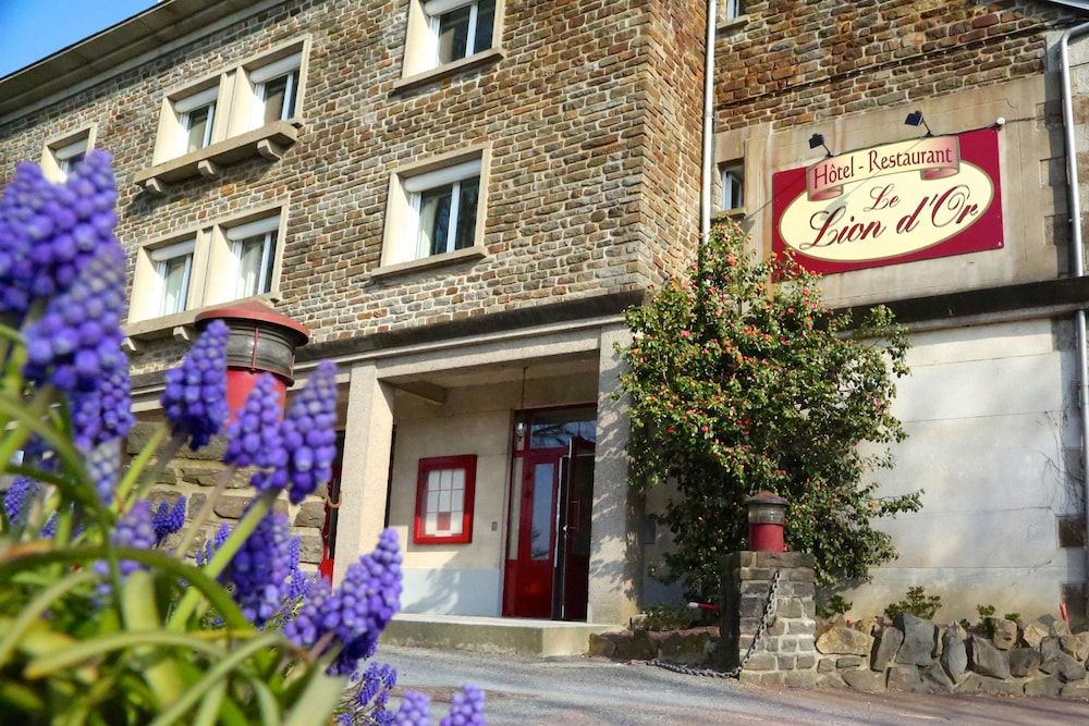 Hôtel Le Lion d'Or 3 estrelas em Saint-Hilaire-du-Harcouët