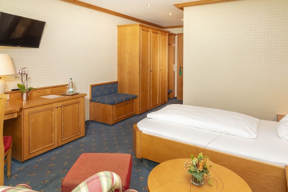 Parkhotel an der Therme 3