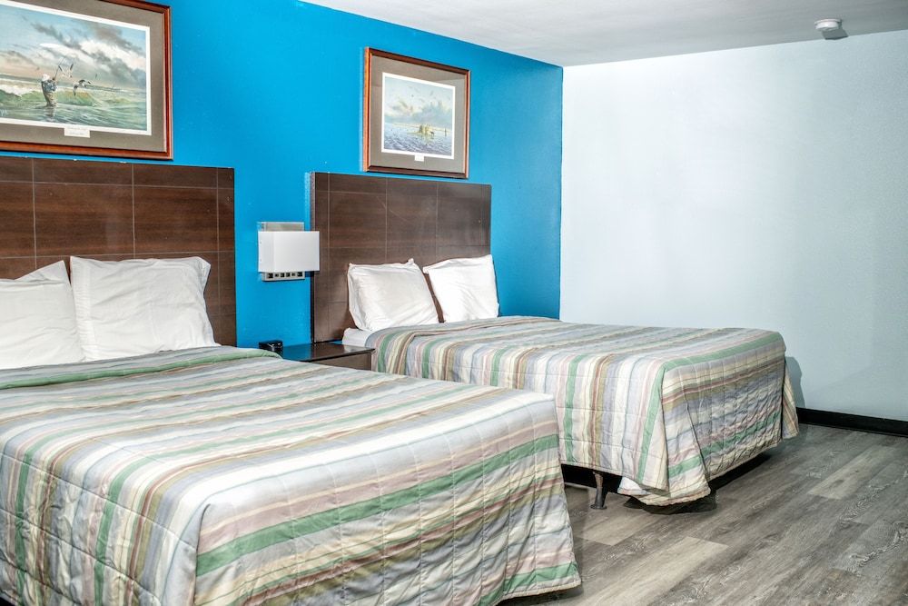 Captain Quarters Motel 3