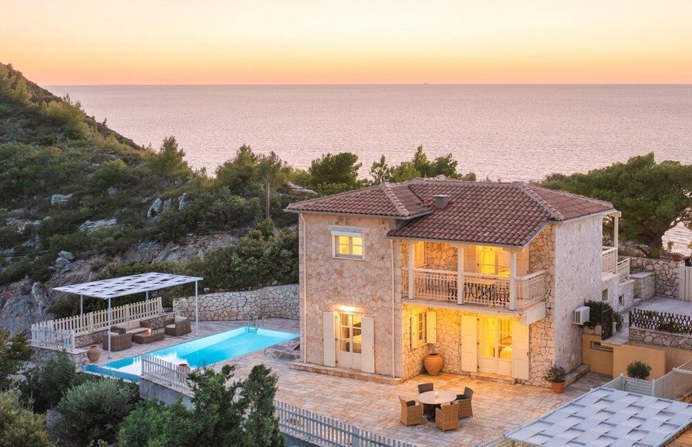 Villa Valia in Lefkada -1 estrellas en Agios Nikitas
