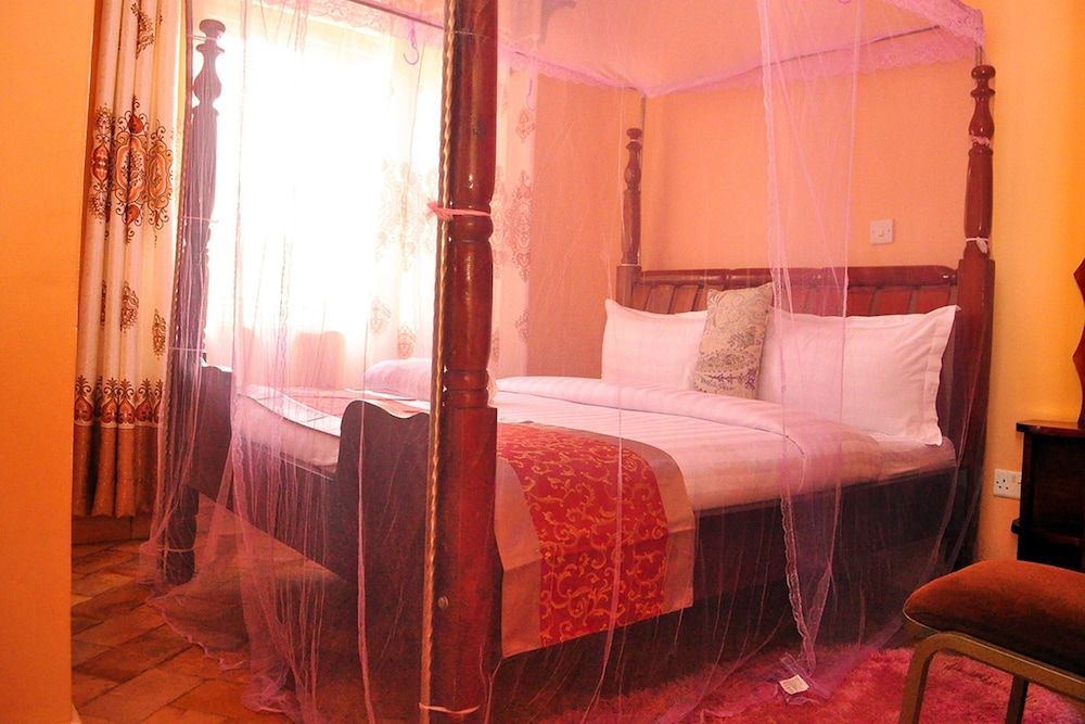Wamala Resort Hotel 2