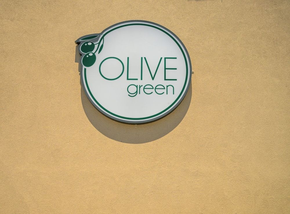 Olive Green Studios and Apartments -1 estrellas en Plomarion
