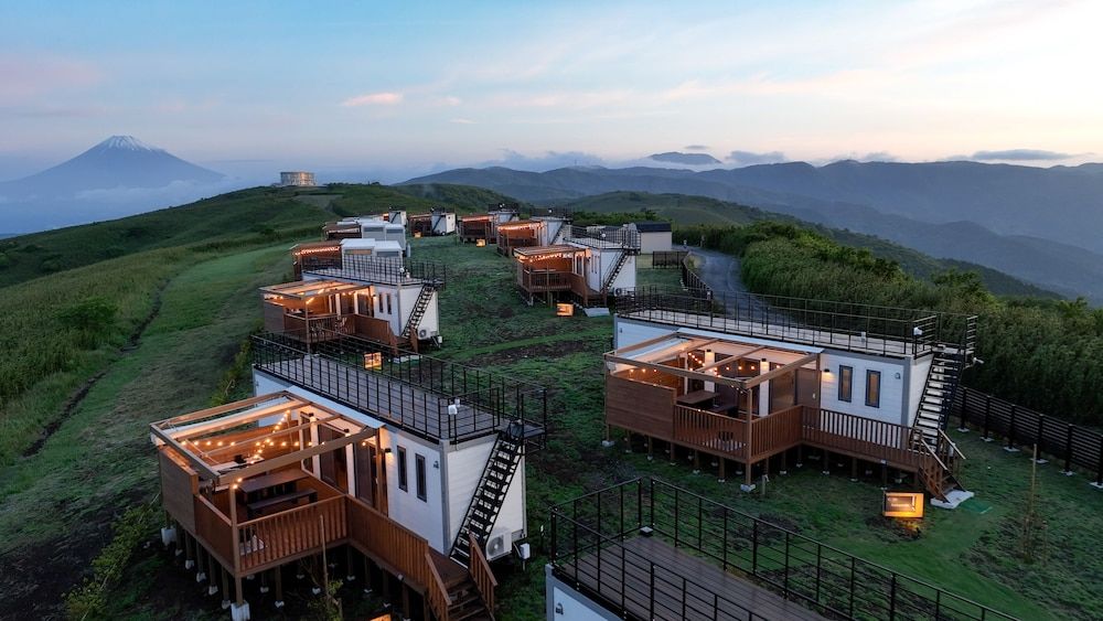 THE GLAMPING Hakonejukkokutouge -1 estrellas en Miyakami