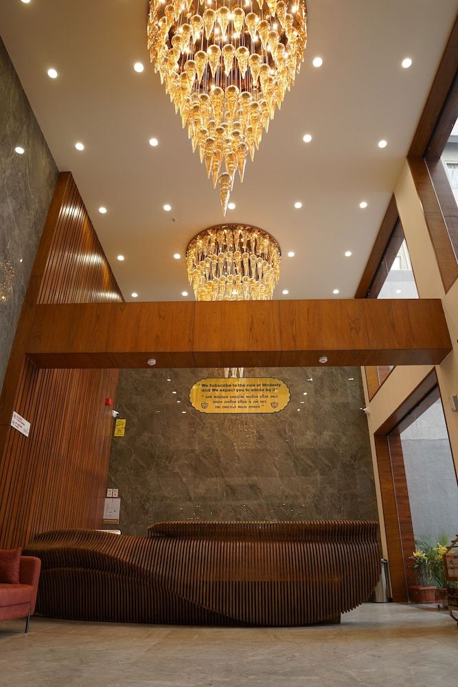 Hotel Stature Inn 3