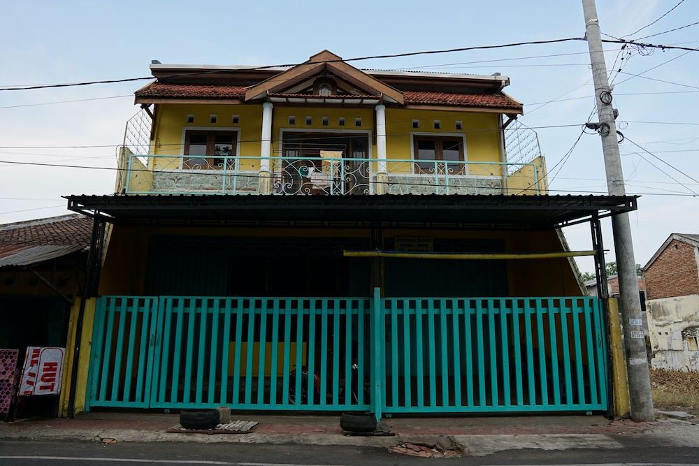 Hotel O Yoko Kost Syariah 2 estrellas en Bondowoso