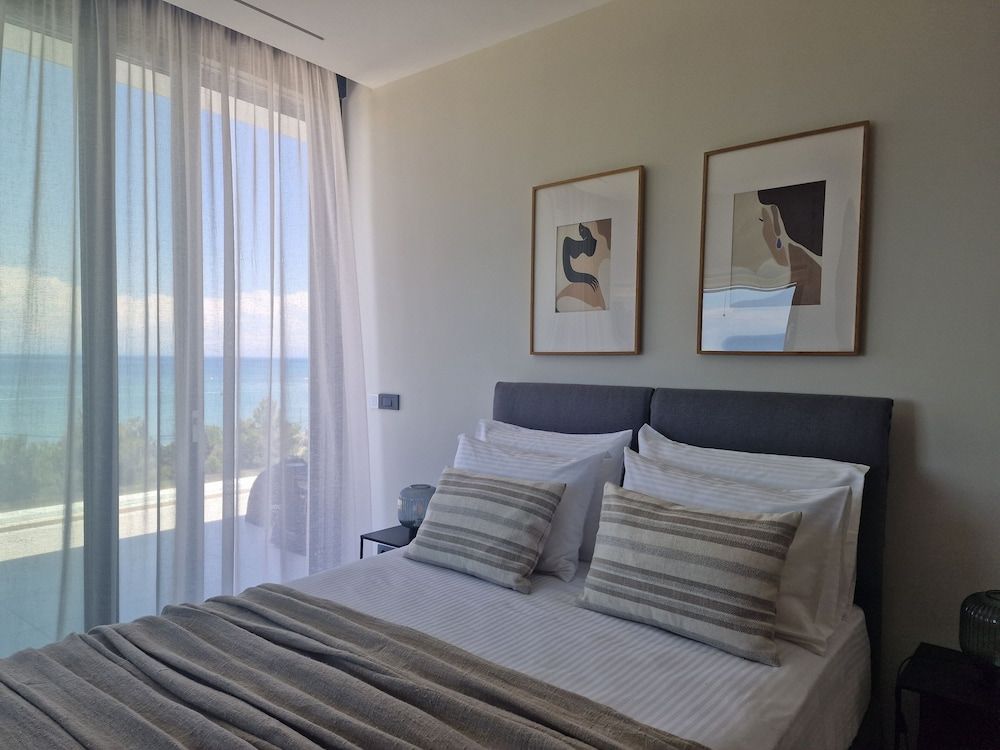 Omnia Villa 2