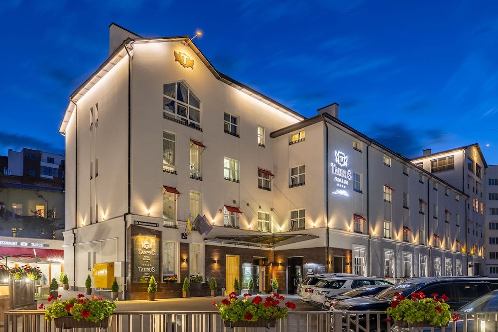 Taurus Hotel & SPA 4 estrelas em Lviv