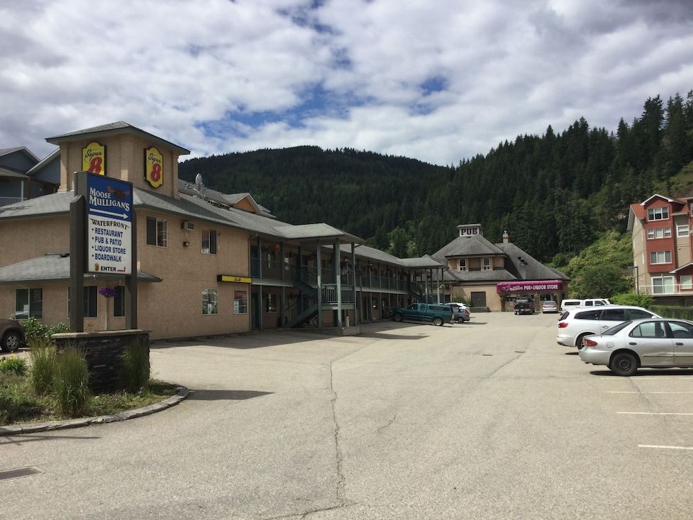 Super 8 by Wyndham Sicamous 2 estrellas en Sicamous