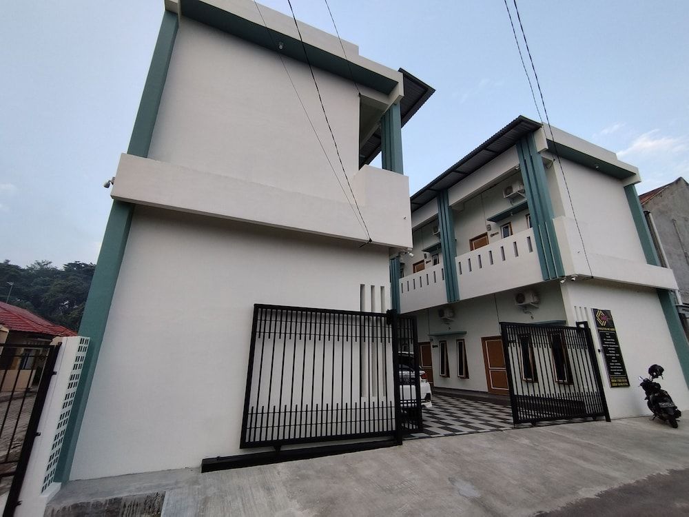 Hotel O My Kost Syariah 2 estrellas en Limbengan