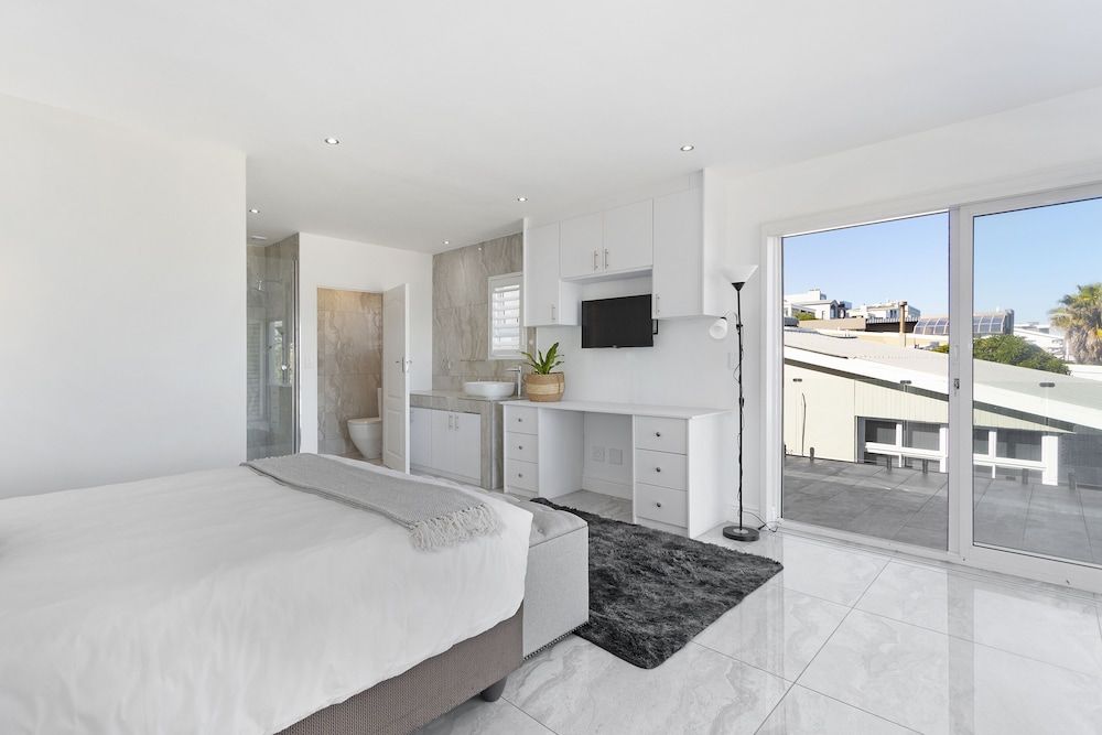 Endless Summer Beach House 3