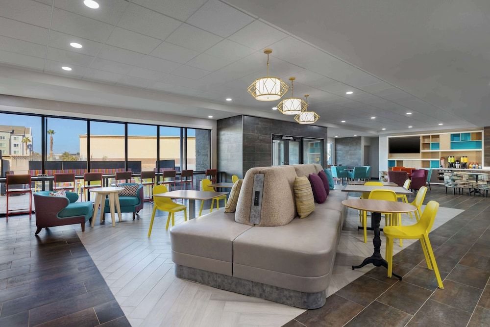 Home2 Suites By Hilton El Centro 2