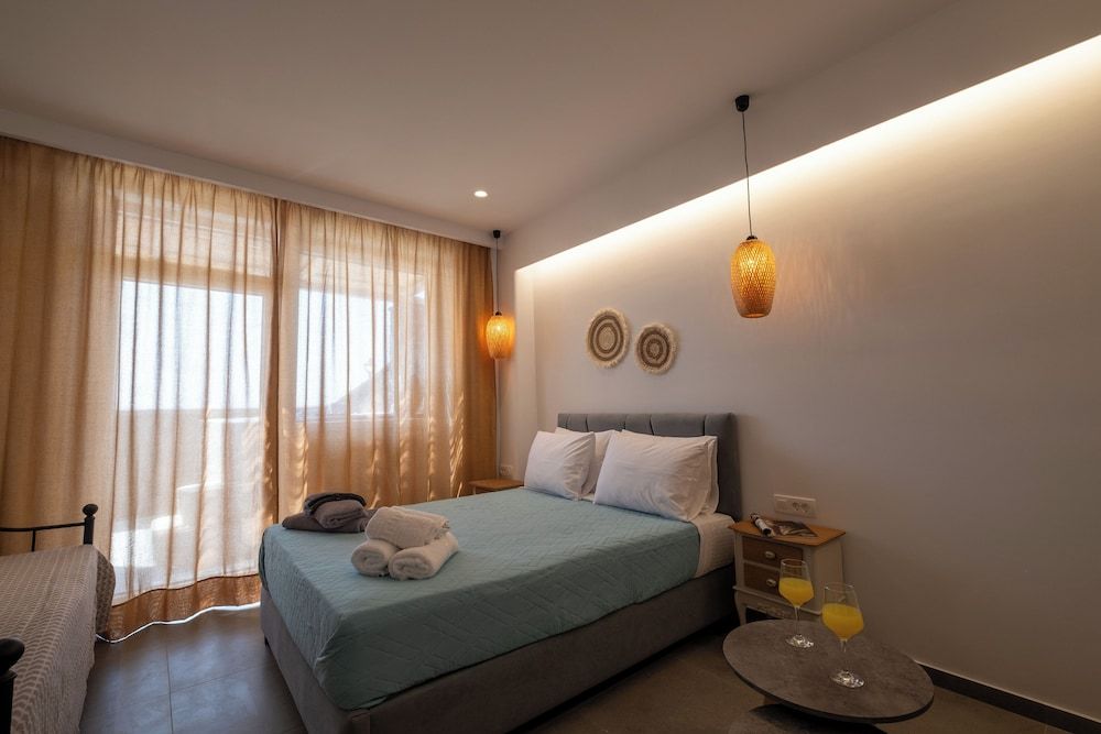 Sand Gem - Beach Apartments 3