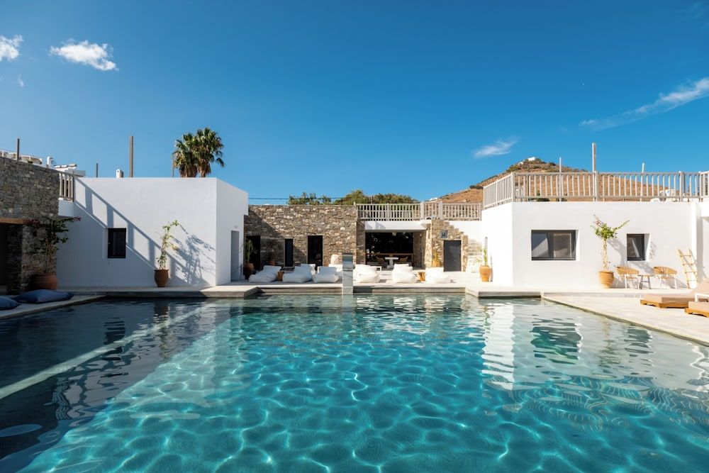 CAVO PISO LIVADI 5 estrellas en Piso Livadi