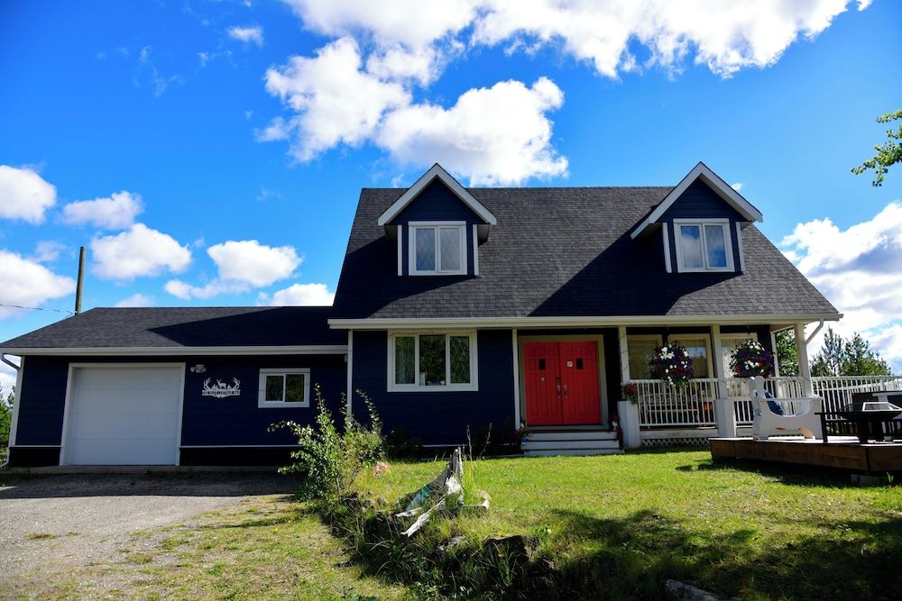 The Blue Cottage B&B -1 estrellas en Seventy Mile