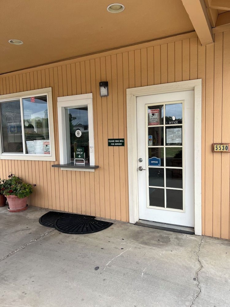 Travel Inn Gilroy 3