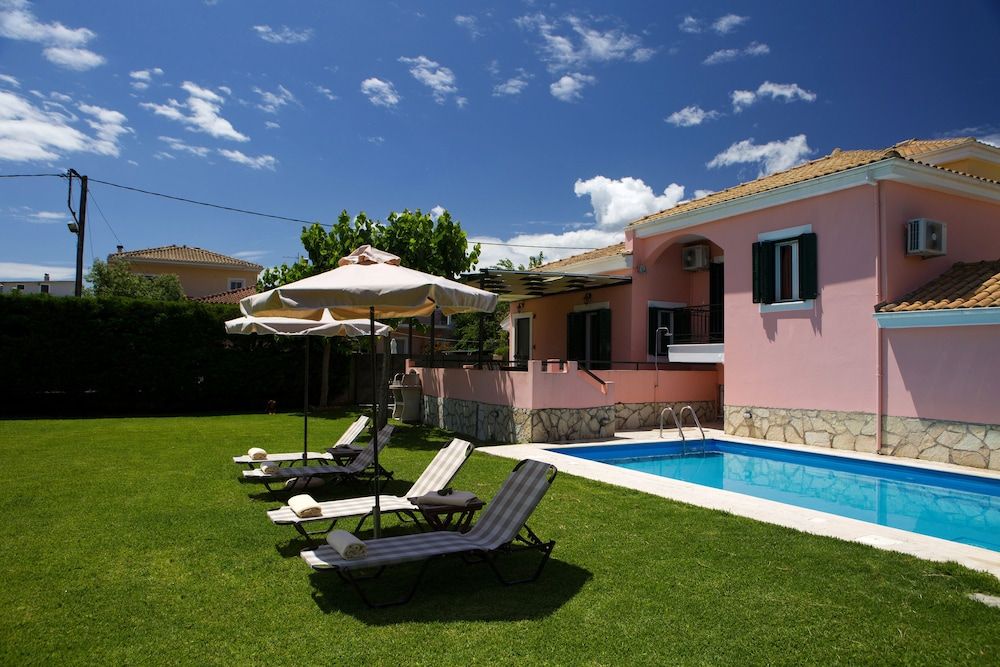 Anthemis Luxury Villas -1 estrellas en Ligia