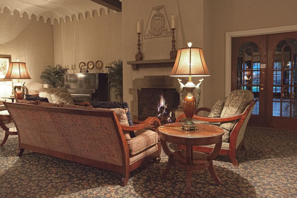 The Hotel Paisano 3