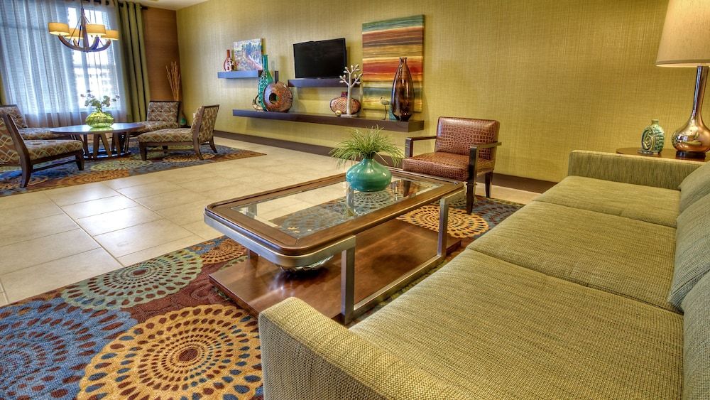 Holiday Inn Express & Suites Pittsburgh SW - Southpointe by IHG 3